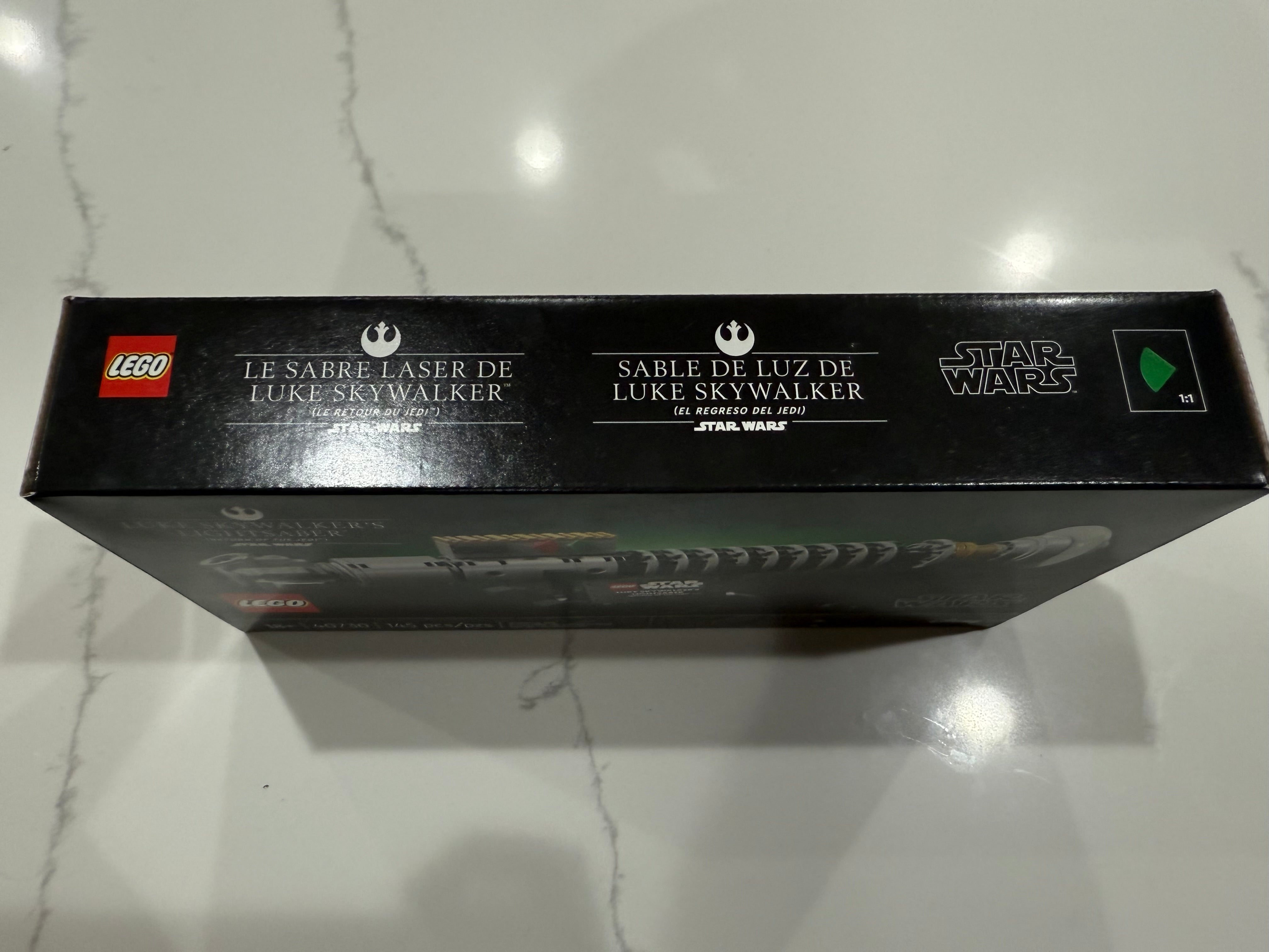 Luke Skywalker's Lightsaber (40730) RARE!!!!! – Slacker Collectibles