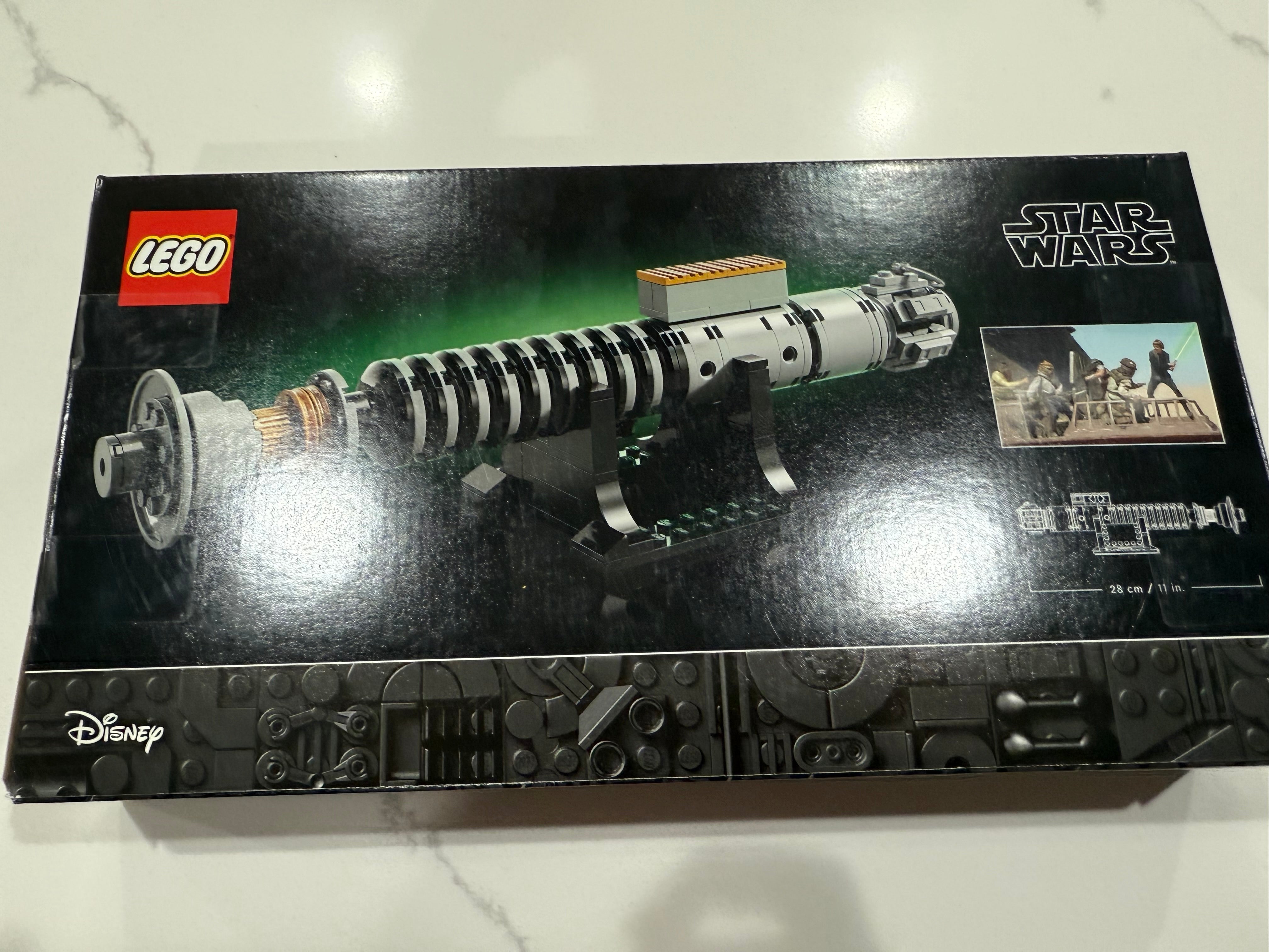 Luke Skywalker's Lightsaber (40730) RARE!!!!! – Slacker Collectibles